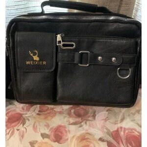 Weixier Crossbody Utility Bag